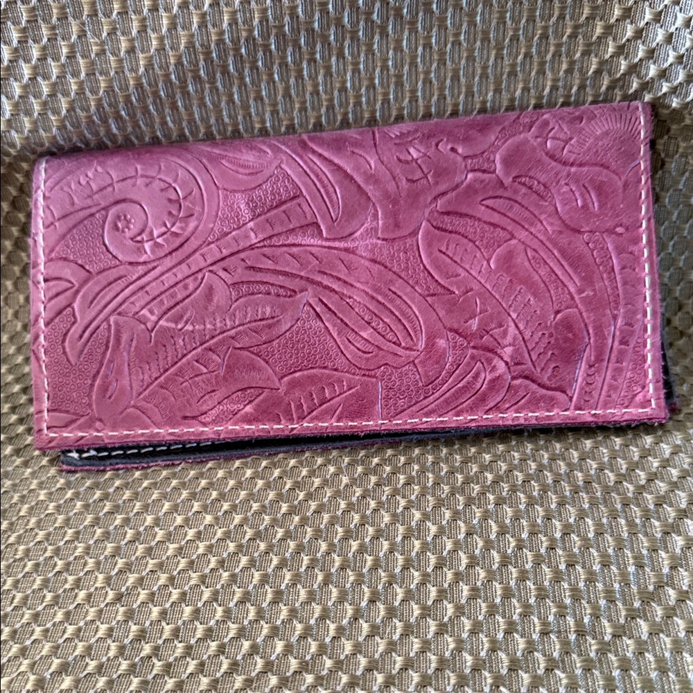 Chic Pink Embossed Women's Wallet